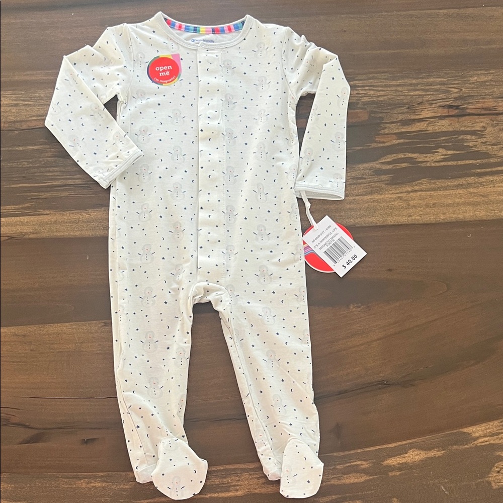 Magnetic Me Footed Pajamas - 6-9 Months - NWT - It’s a Winterful Life - Modal